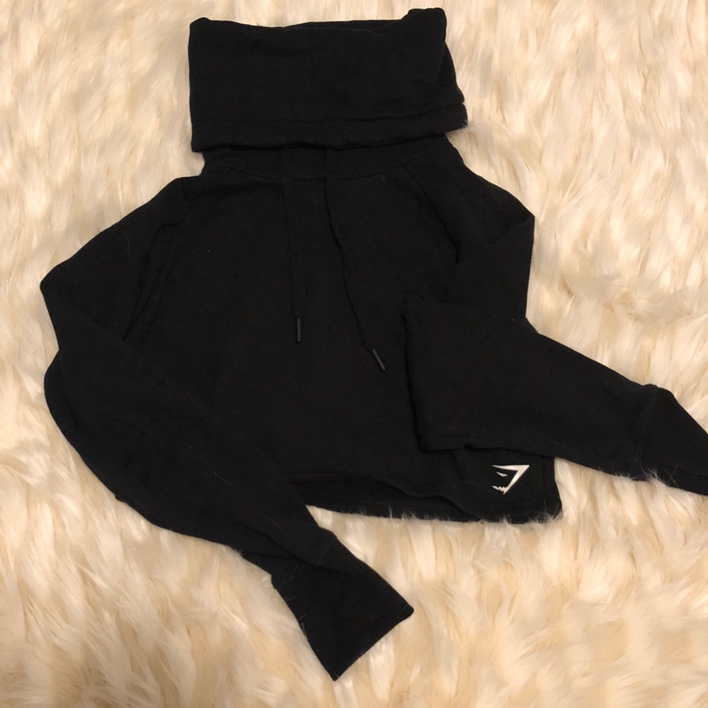 GYMSHARK CROP FUNNEL HOODIE🖤